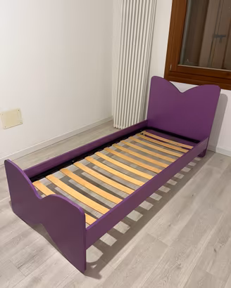 Letto singolo viola design testiera farfalla