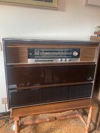 Grundig KS 717 – Mobile stereo radio e giradischi