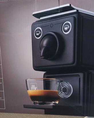 Macchina caffè Illy xcaps NUOVA