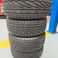 4 gomme usate estive 205 50 15 89V Toyo Proxes TR1
