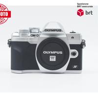 Olympus OM-D E-M10 IV