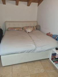 3 Letti e 1 armadio  per  trasloco. Leggere!!!