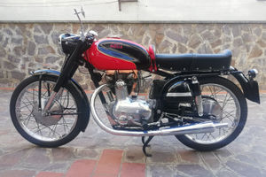 Moto PARILLA 175 Special