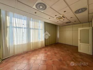 UFFICIO A FIORENZUOLA D'ARDA