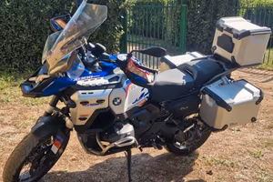 BMW R 1300 GS ADVENTURE TROPHY  full