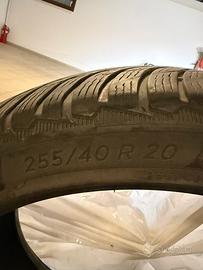2 pneumatici invernali MICHELIN 255/40 R20 101Y
