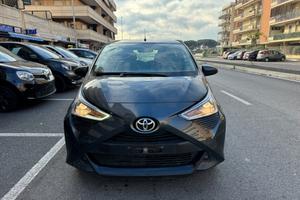 Toyota Aygo Connect 1.0 VVT-i 72CV 5 porte x-busin