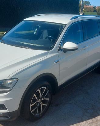 VOLKSWAGEN TIGUAN ALLSPACE 2.0TDI BUSINESS 4MOTION