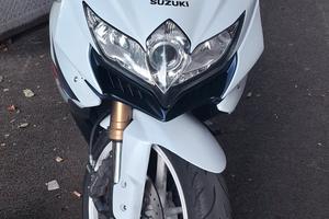 Suzuki Gsx R 600