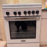 Cucina De Longhi  gas 4 zone classe A+ forno