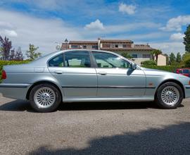 BMW 520i