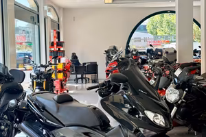 YAMAHA T MAX 500 BLACK FINANZIABILE