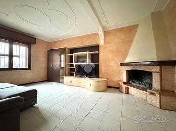 3 LOCALI A CASALETTO VAPRIO