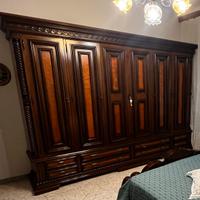 Camera da letto completa in legno massello