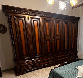 Camera da letto completa in legno massello