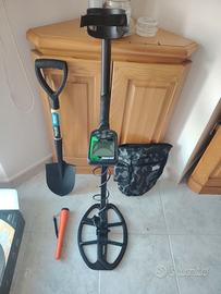 Metal detector Nokta Score kit completo