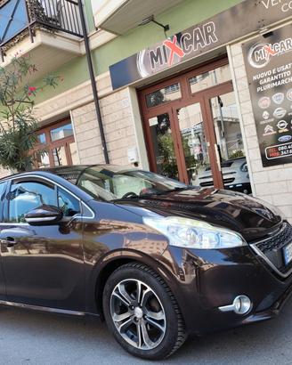 Peugeot 208 1.4 HDi 68CV ALLURE NAVI