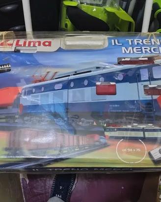 Treno merci Lima con locomotiva E656 scala 1:87