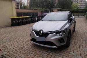 RENAULT Captur E-TECH
