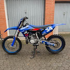 YAMAHA YZ 250 2T (2022) - PRONTO GARA