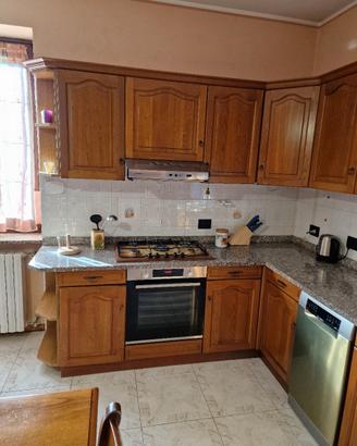 Cucina completa in legno rovere massello