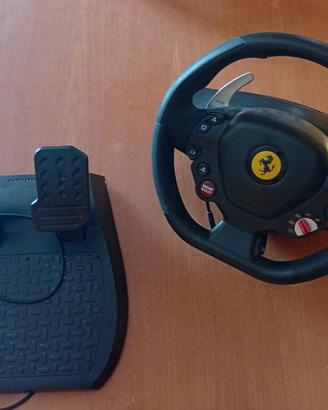 Volante Thrustmaster Ferrari simulatore 