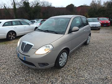 Lancia Ypsilon 1.2 69 CV Elle