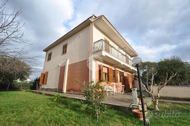 PALAZZINA A ZAGAROLO