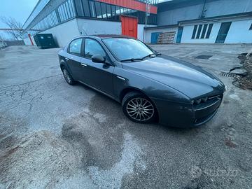 Alfa Romeo 159