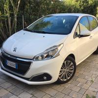 PEUGEOT 208 BlueHDi 75 neopatentati