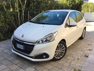 PEUGEOT 208 BlueHDi 75 neopatentati