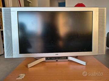 TV LOEWE 32 concept L