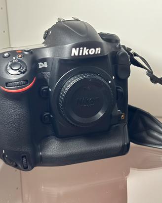 Nikon D4