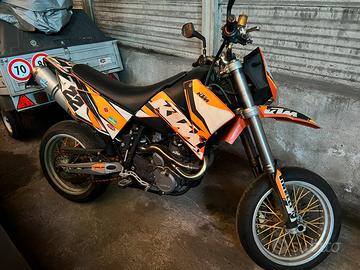 Super motard KTM 625 SMC