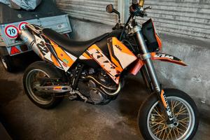 Super motard KTM 625 SMC