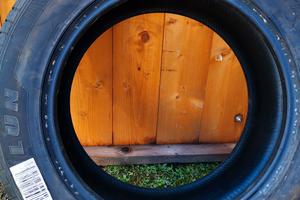 coppia pneumatici nuovi mai usati