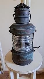 Lampada nautica 