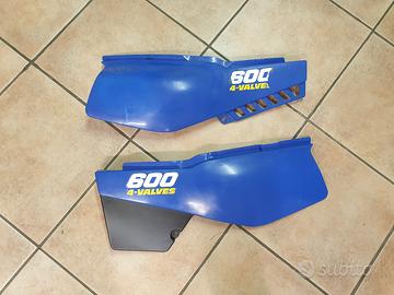 Fianchetti laterali Yamaha XT 600 2KF