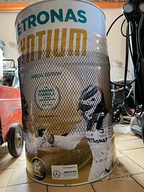 Fusto olio vuoto petronas