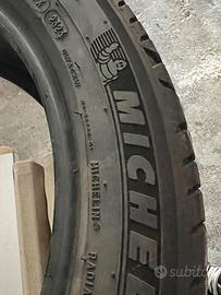 Gomme 215/50 R 18 92 w