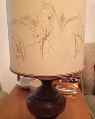Lampada da tavolo vintage
