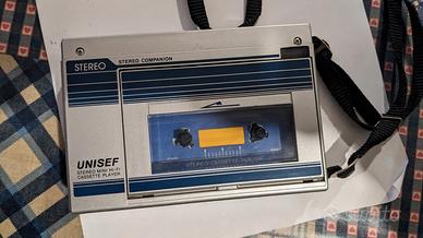 walkman unisef model v-1