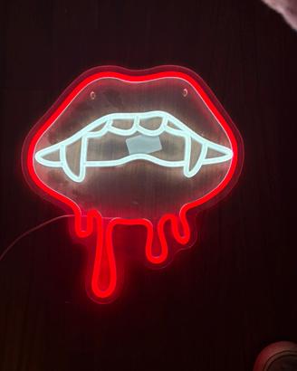 Luce neon vampiro