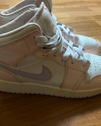 Air Jordan  1