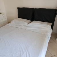 Letto matrimoniale in ecopelle con contenitore 