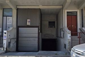 AUTORIMESSA IN ZONA VIA ACQUAVIVA RIONE CANNETO