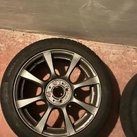 Cerchii 500 Abarth originali, 16 pollici con gomme