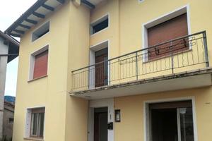 Casa singola su cortile chiuso