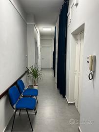 Stanza/studio professionale in condivisione