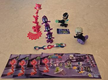Kinder 4 personaggi serie Pjmasks 2020 con cartine